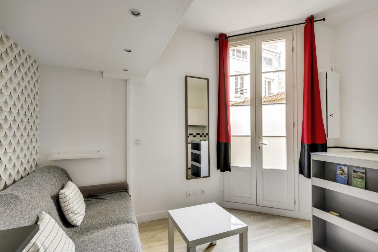 Le Black And White - Trianon Versalles Exterior foto